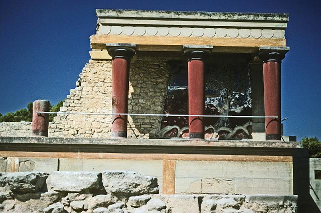 greece0185.jpg - Temple of Knossos